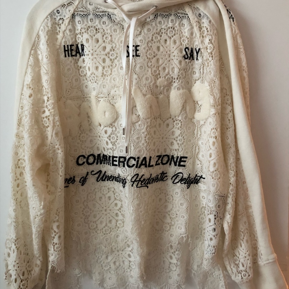 Maison MIHARA YASUHIRO Hoodie off white, lace, size M, excellent condition,